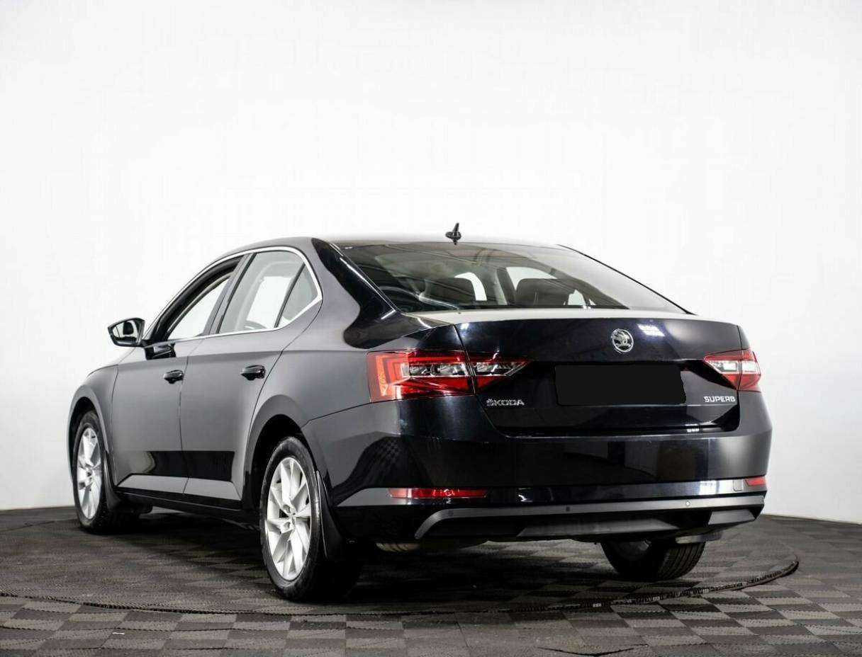 Skoda Superb, 2017 - фото №4