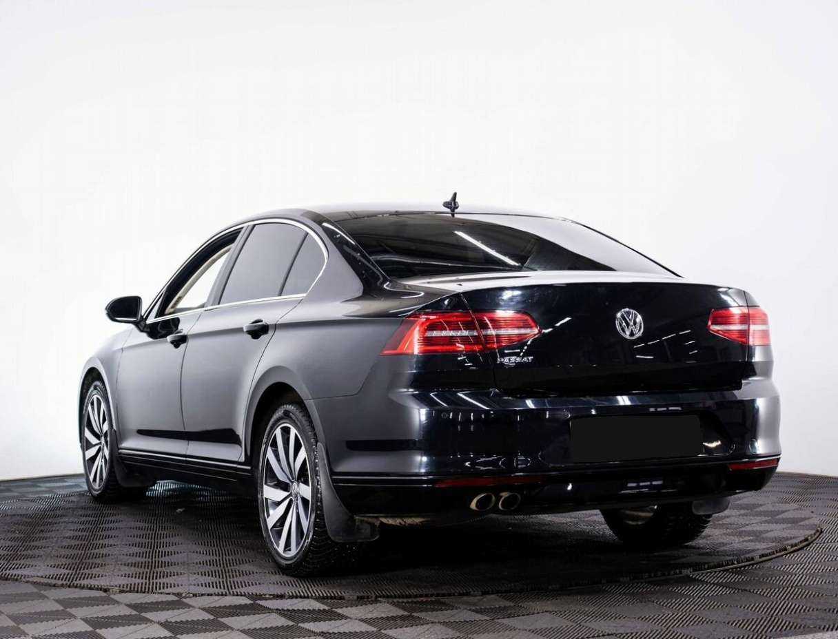 Volkswagen Passat, 2019 - фото №4