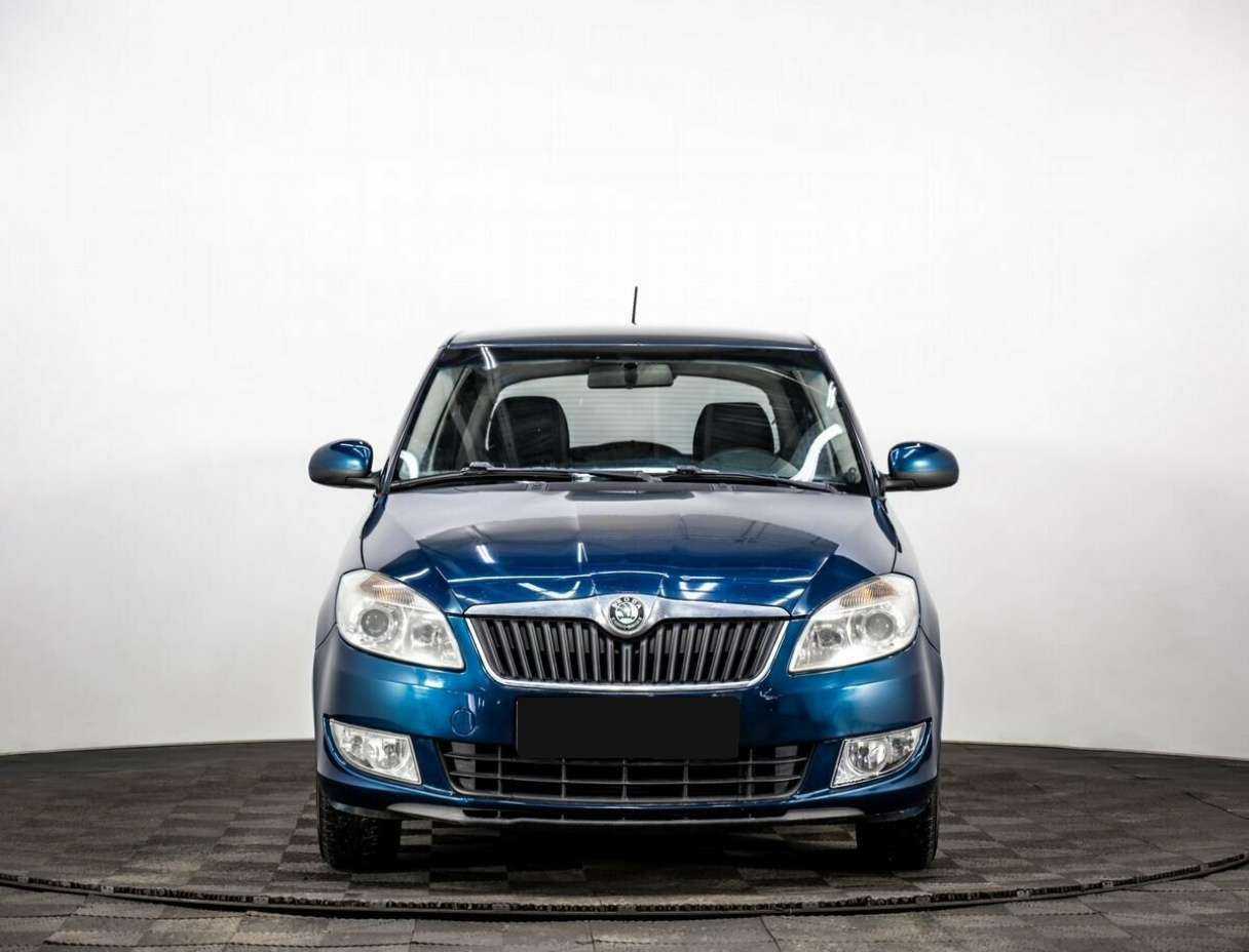 Skoda Fabia, 2012 - фото №2