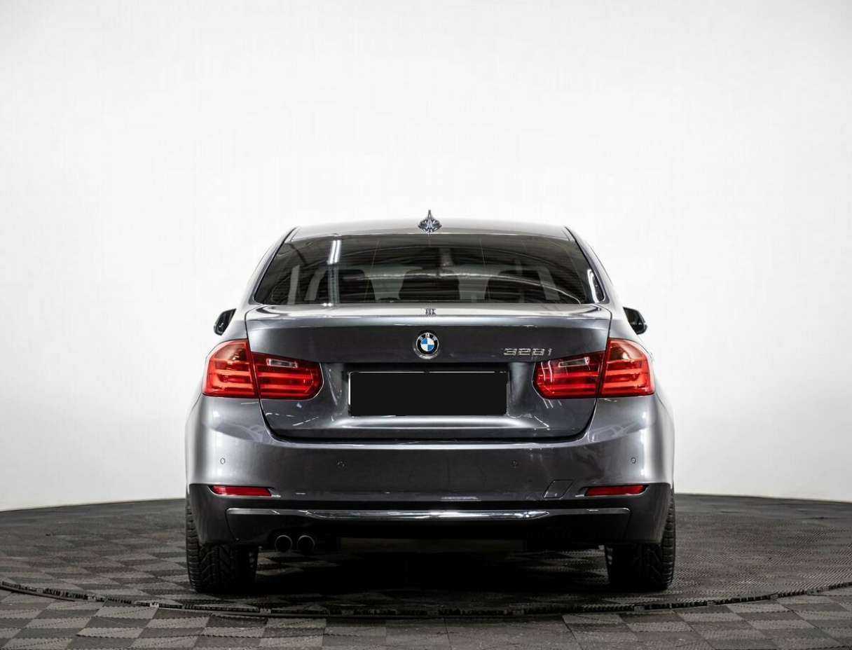 BMW 3 серии 328i, 2012 - фото №4