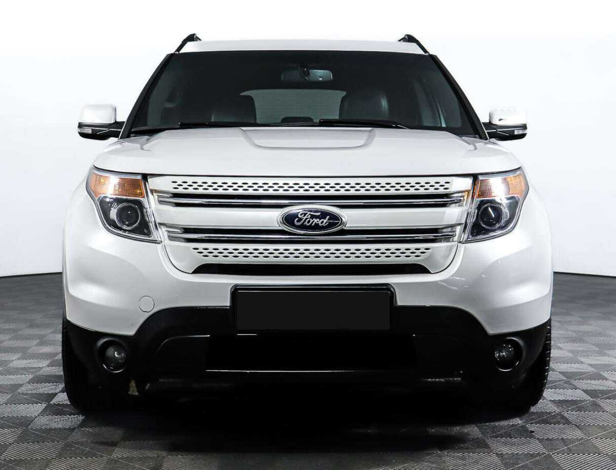 Ford Explorer, 2012 - фото №2