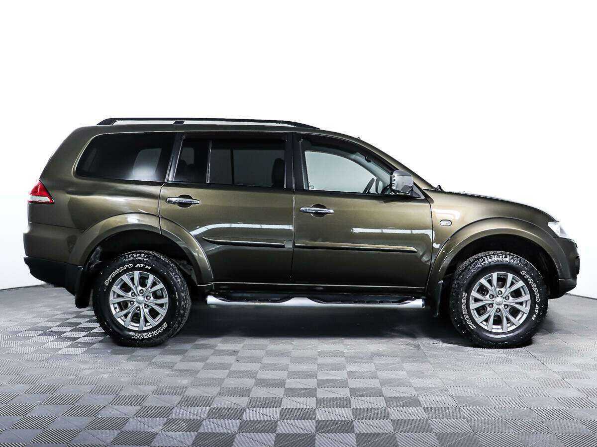 Mitsubishi Pajero Sport, 2014 - фото №3