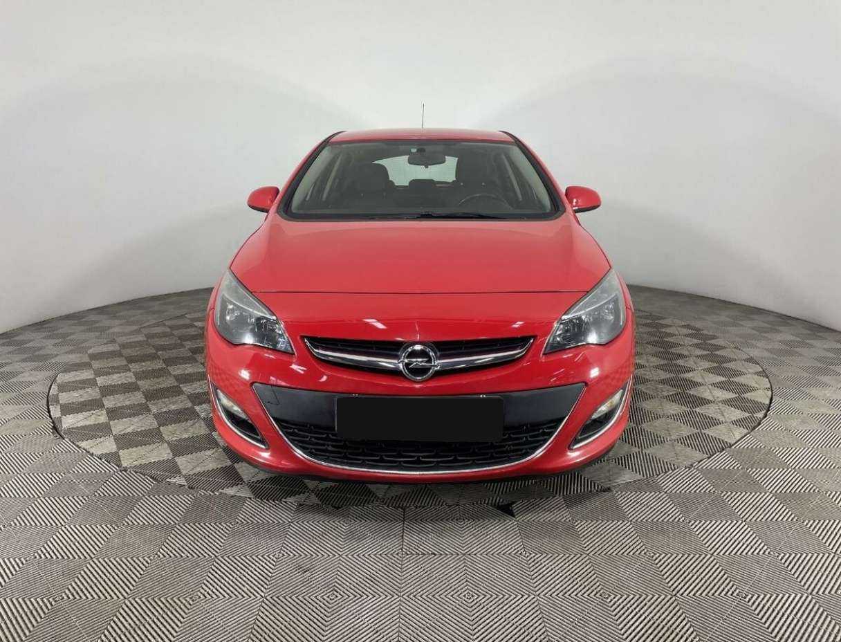 Opel Astra, 2013 - фото №2