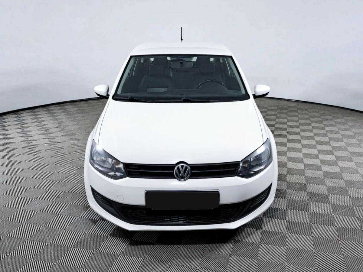 Volkswagen Polo, 2012 - фото №2