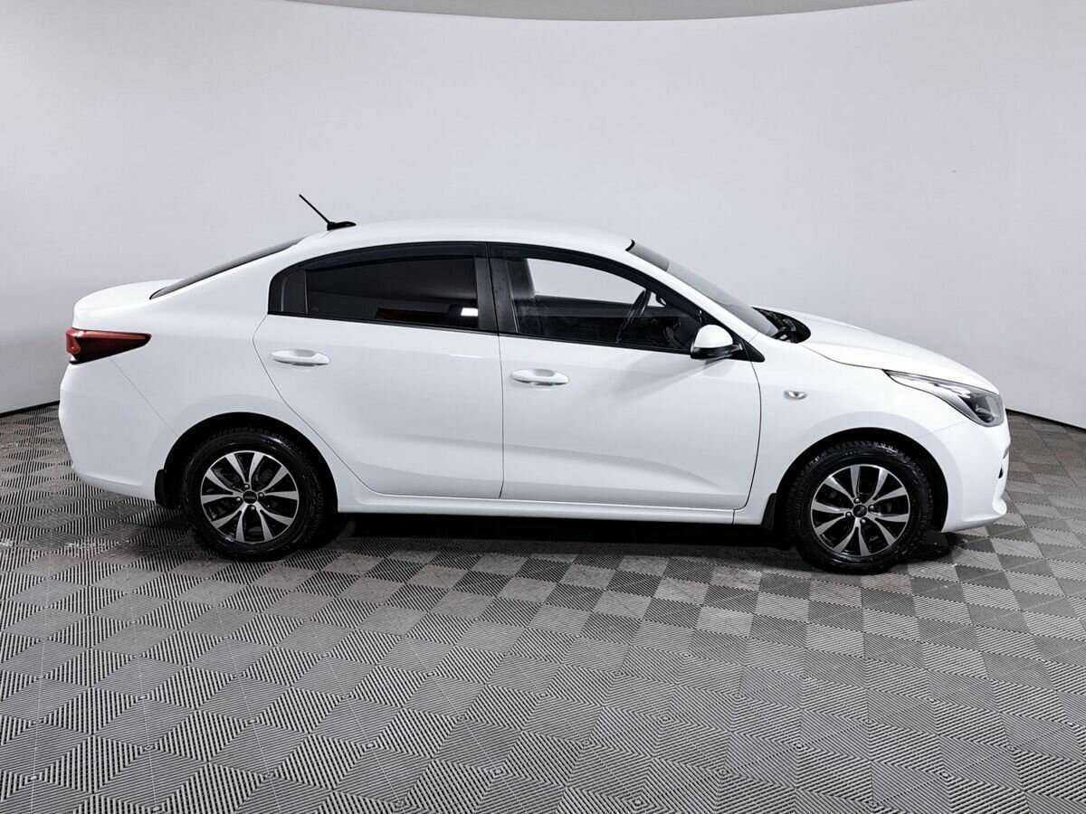 Kia Rio, 2017 - фото №4