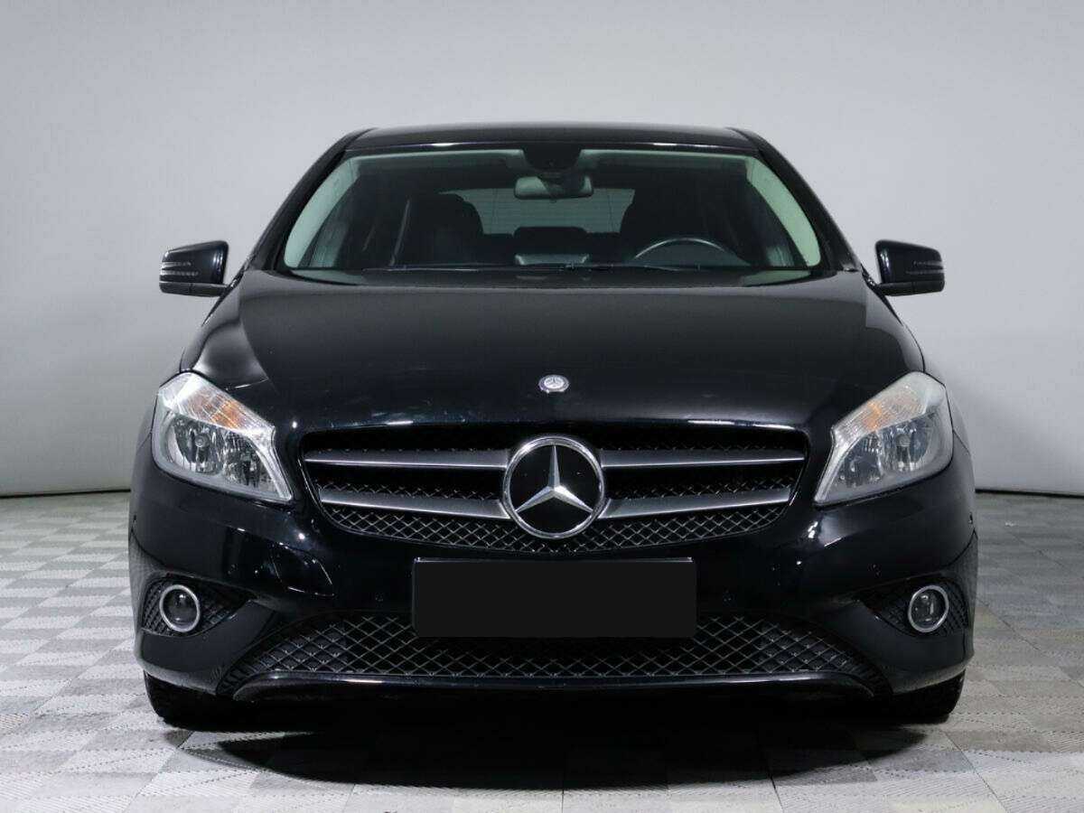 Mercedes-Benz A-Класс 200, 2013 - фото №2