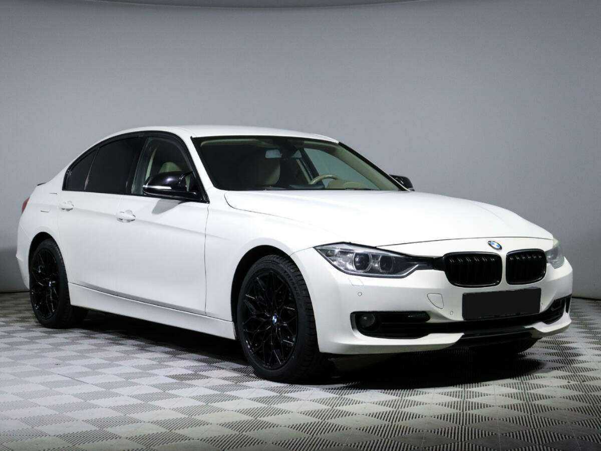 BMW 3 серии 320i xDrive, 2013 - фото №3
