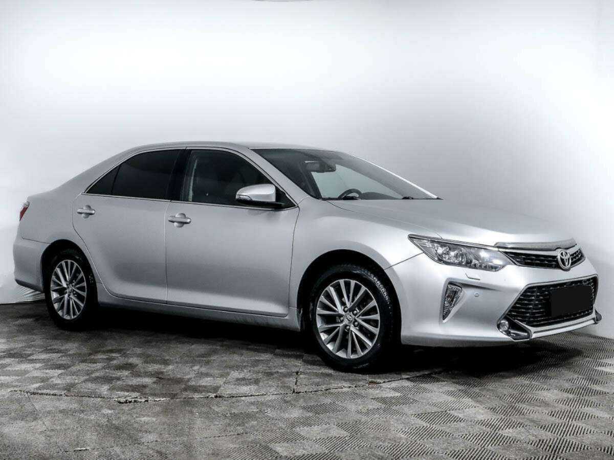 Toyota Camry, 2018 - фото №3