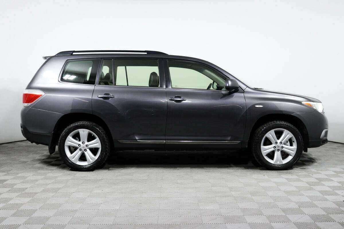 Toyota Highlander, 2013 - фото №4