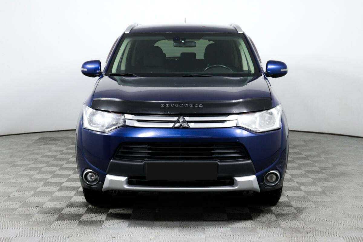 Mitsubishi Outlander, 2014 - фото №2