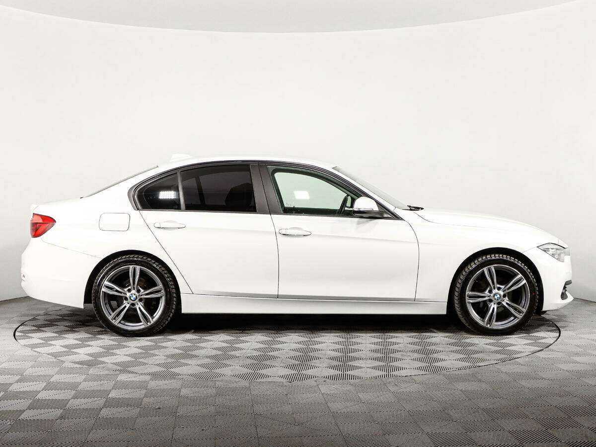 BMW 3 серии 318i, 2015 - фото №4