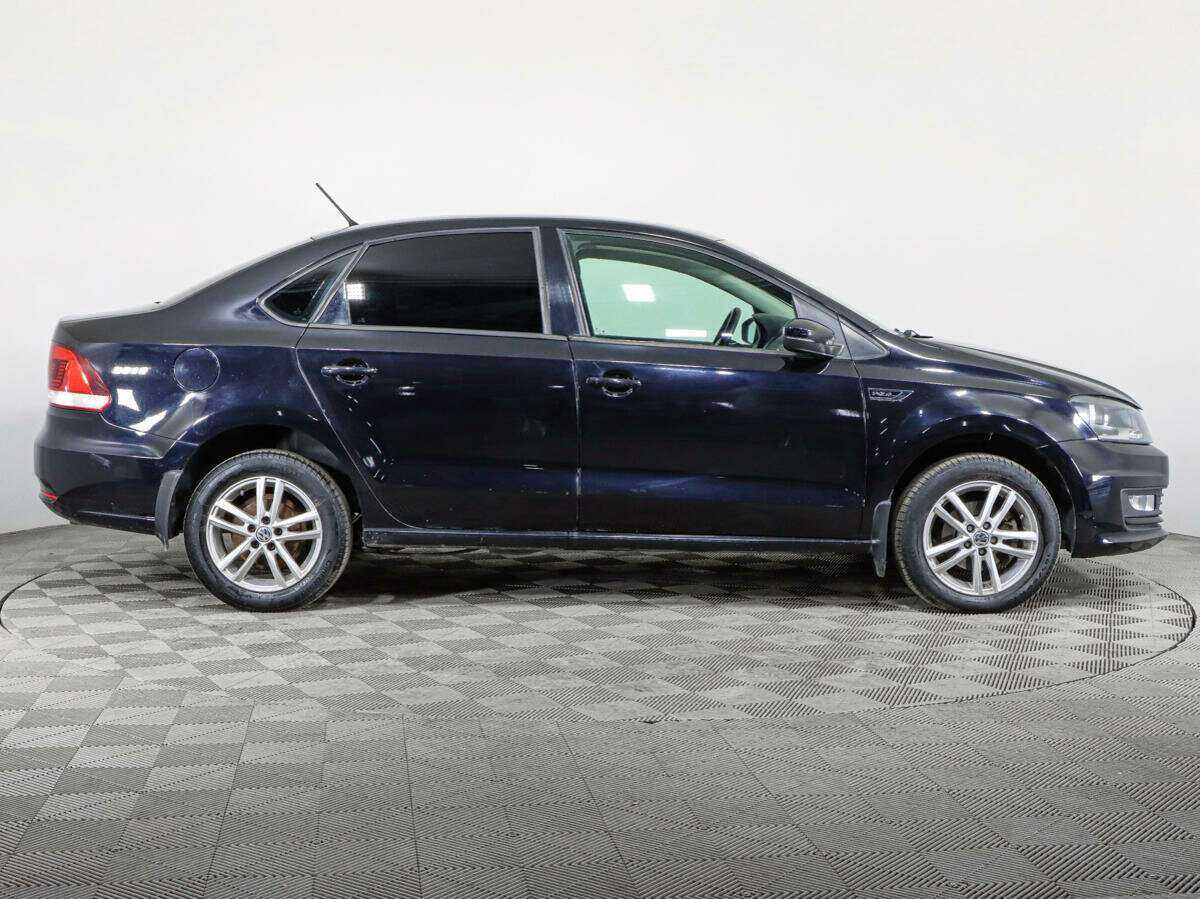 Volkswagen Polo, 2015 - фото №4