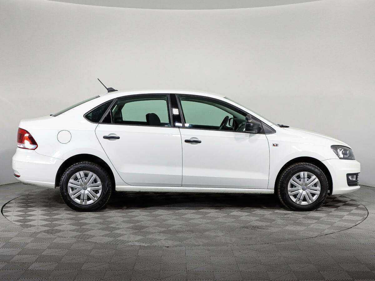 Volkswagen Polo, 2018 - фото №4