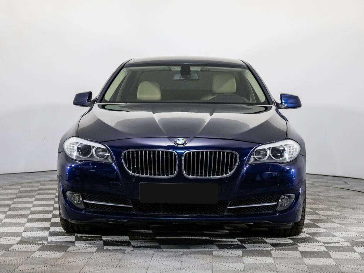 BMW 5 серии 520i, 2012 - фото №2