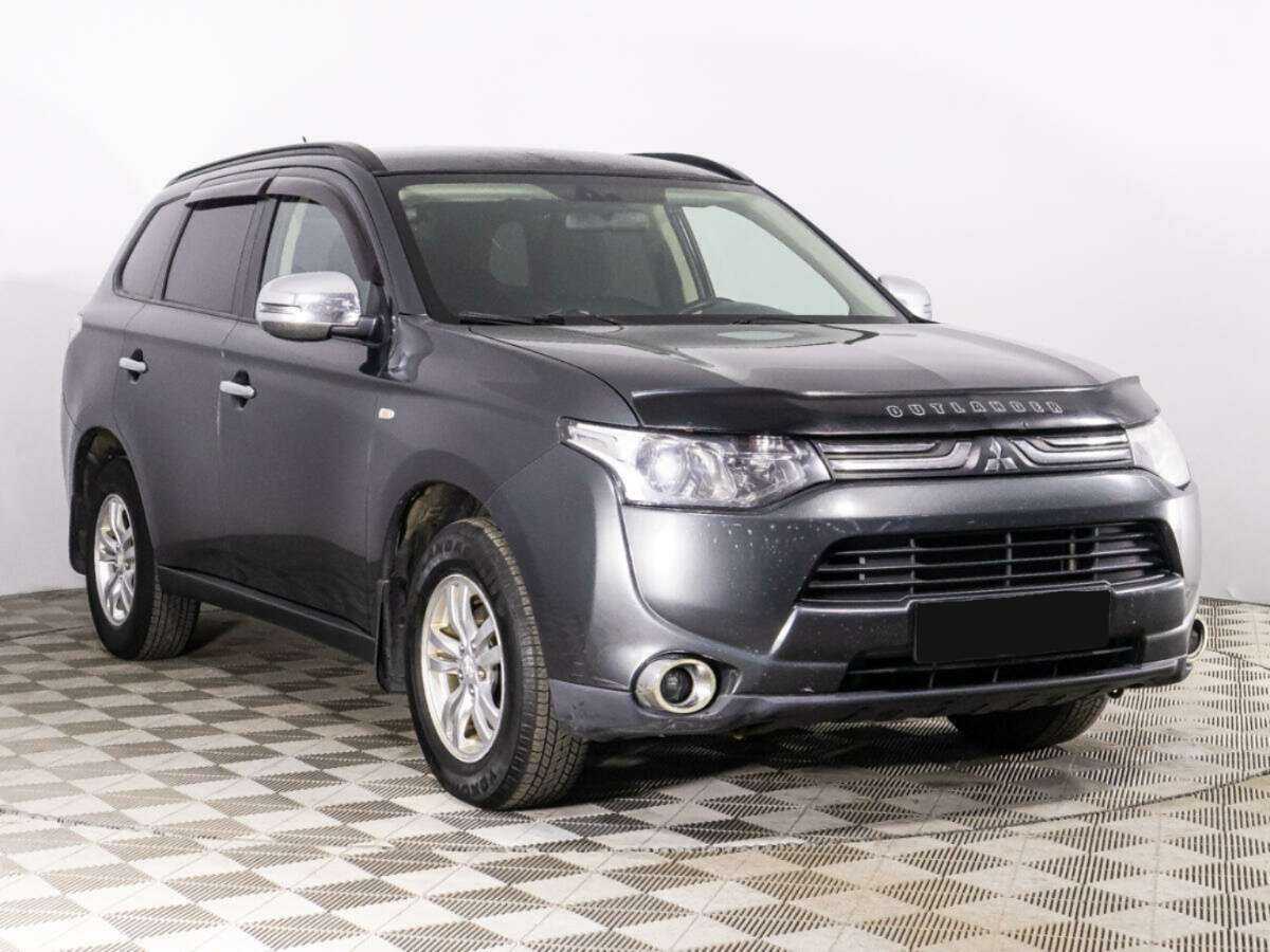 Mitsubishi Outlander, 2013 - фото №3