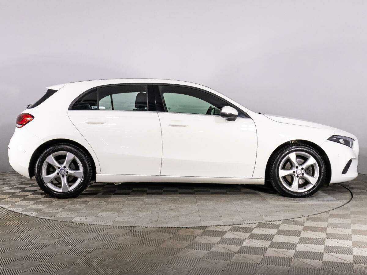 Mercedes-Benz A-Класс 200, 2018 - фото №4