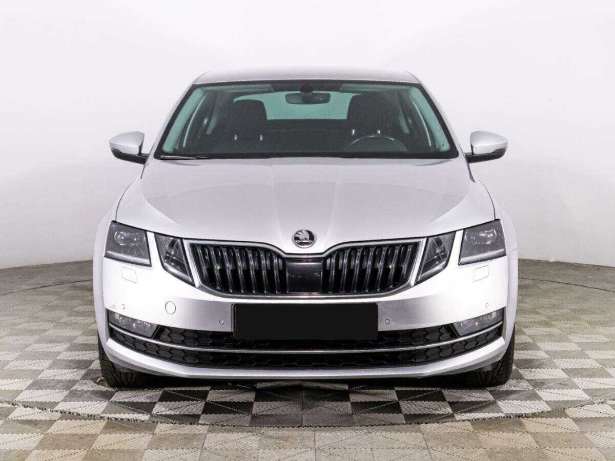 Skoda Octavia, 2018 - фото №2