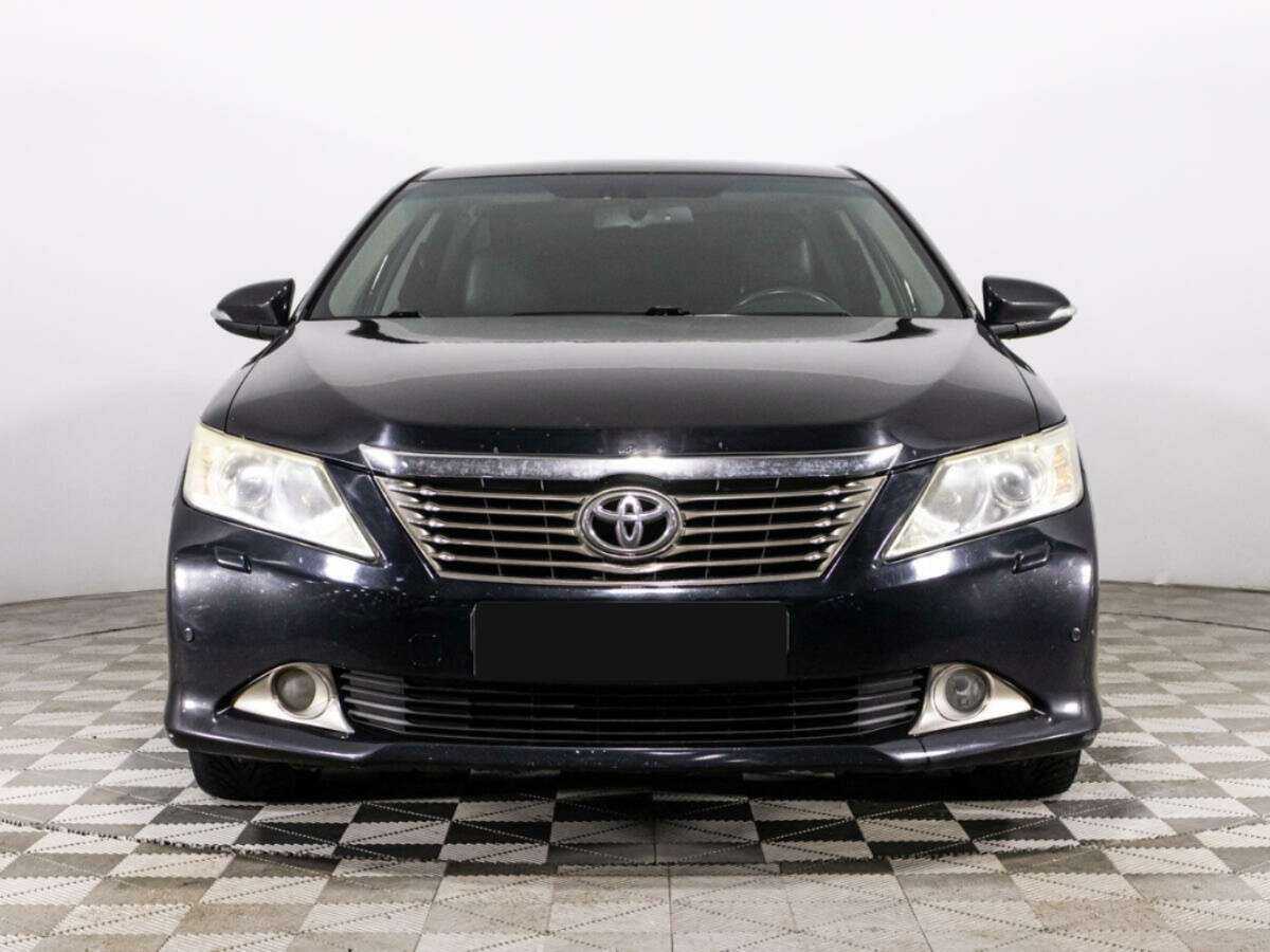 Toyota Camry, 2012 - фото №2
