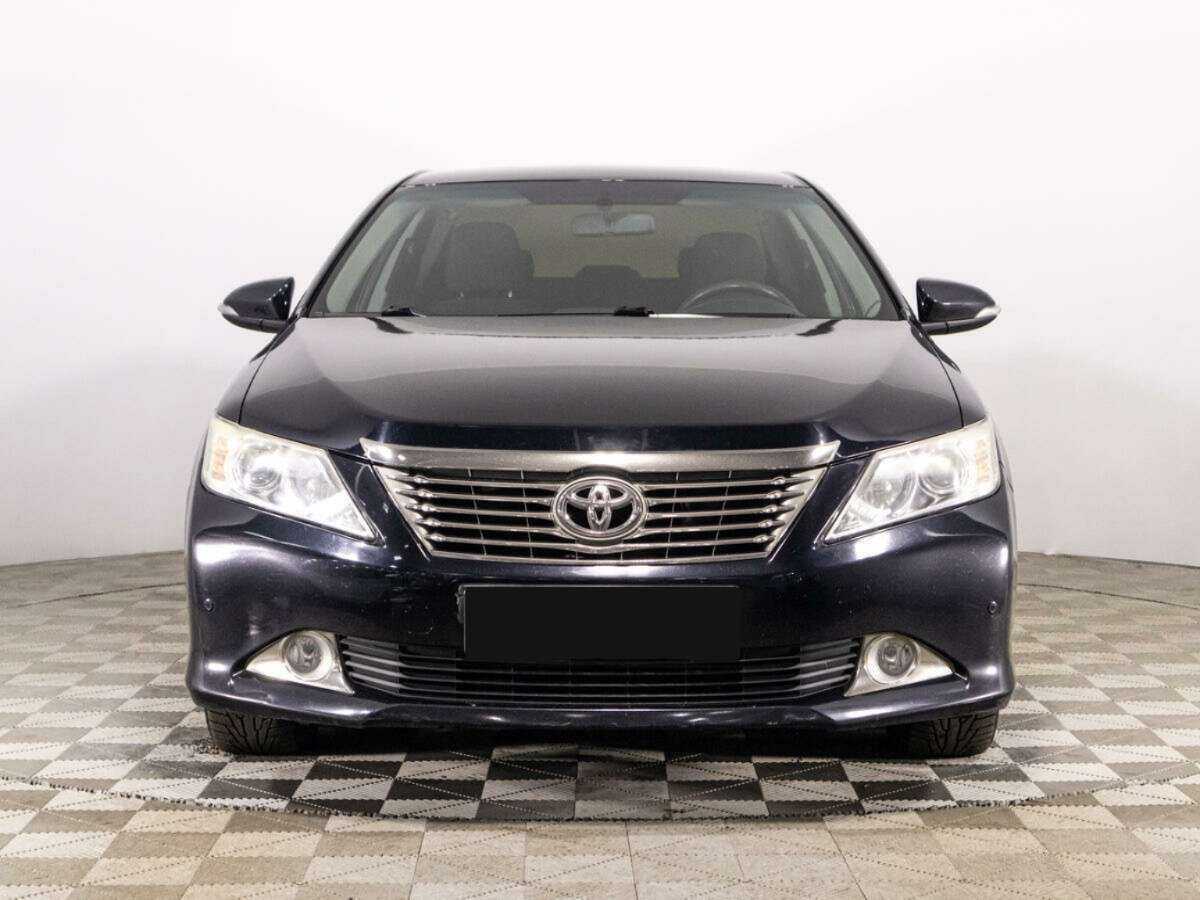 Toyota Camry, 2012 - фото №2