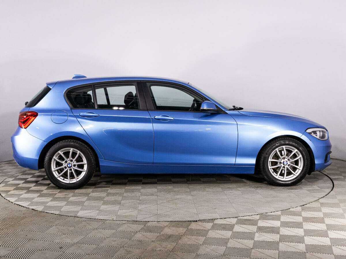 BMW 1 серии 118i, 2018 - фото №4