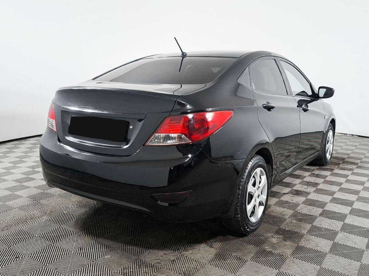 Hyundai Solaris, 2012 - фото №4