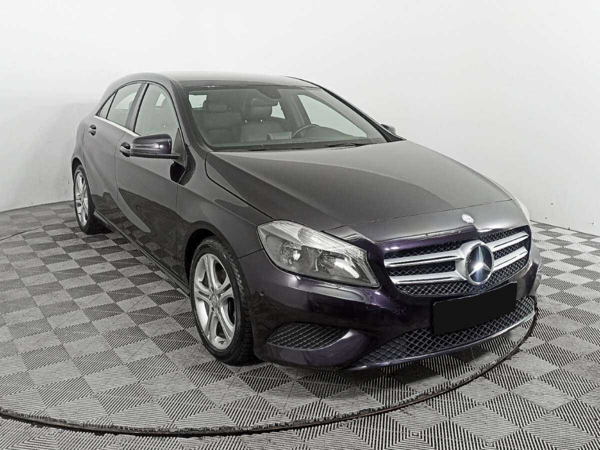 Mercedes-Benz A-Класс 180, 2014 - фото №3
