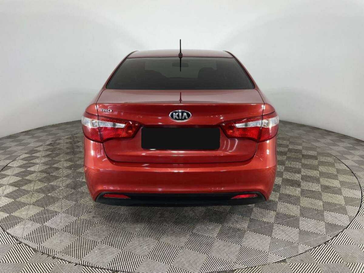 Kia Rio 5-speed, 2013 - фото №3