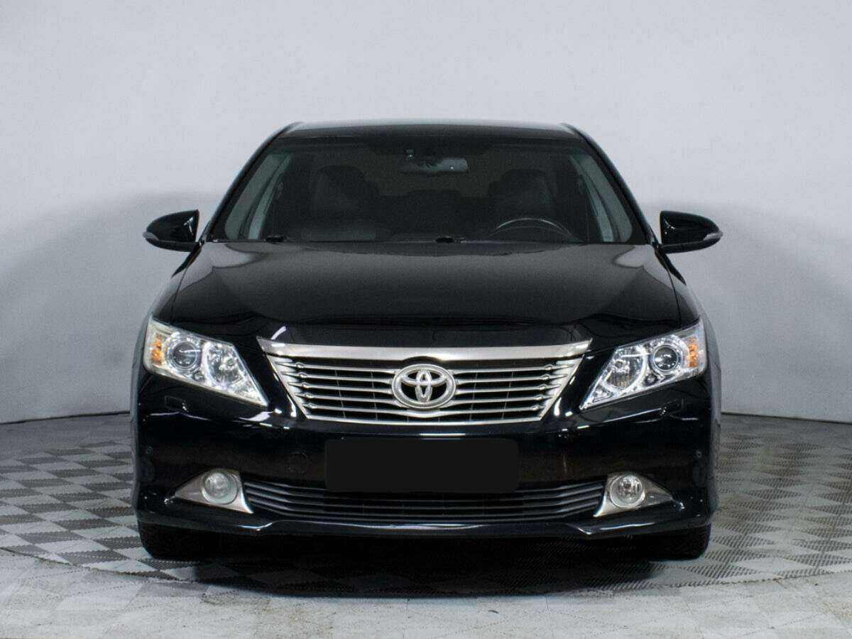 Toyota Camry, 2012 - фото №2
