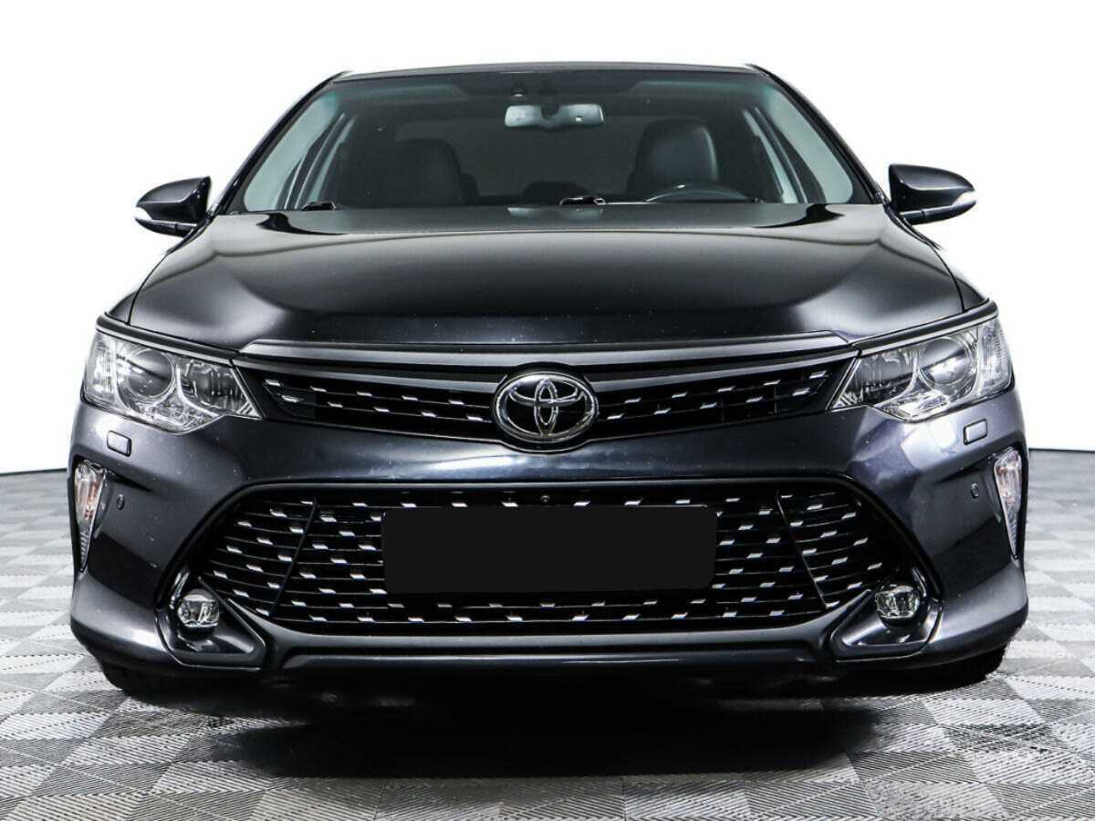 Toyota Camry, 2017 - фото №2