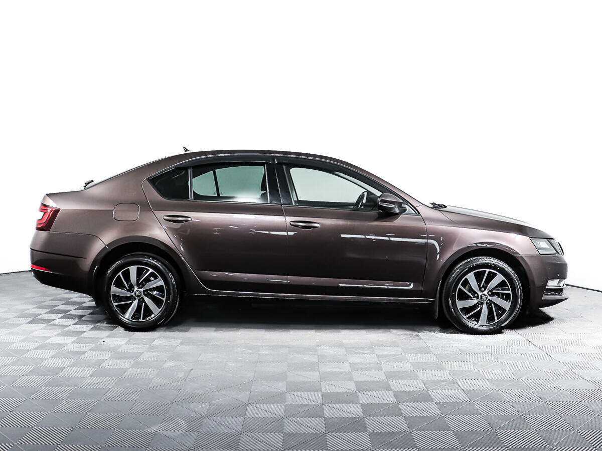Skoda Octavia, 2018 - фото №4
