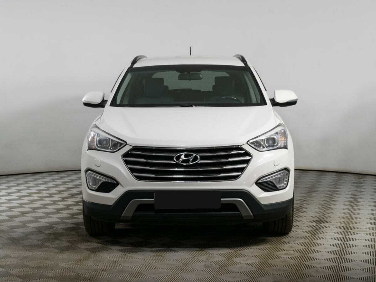 Hyundai Santa Fe Grand, 2014 - фото №2