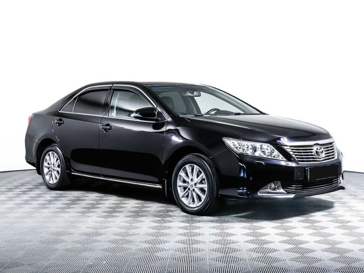 Toyota Camry, 2014 - фото №3