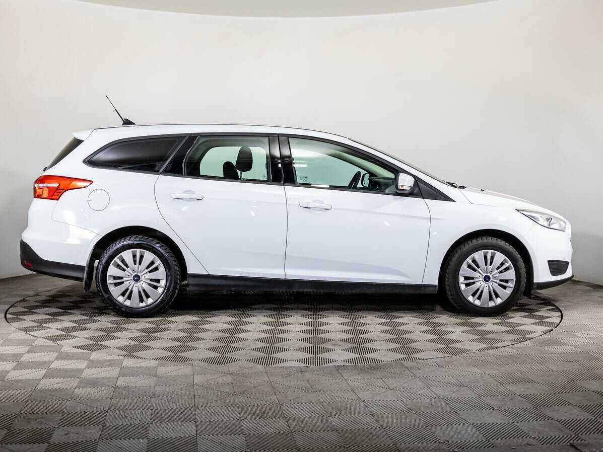 Ford Focus, 2017 - фото №4