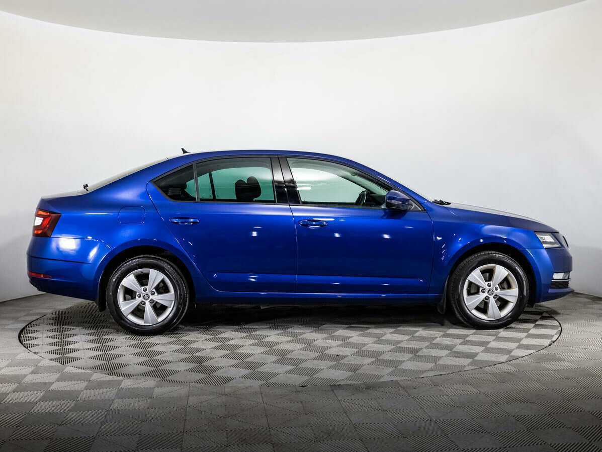 Skoda Octavia, 2019 - фото №4