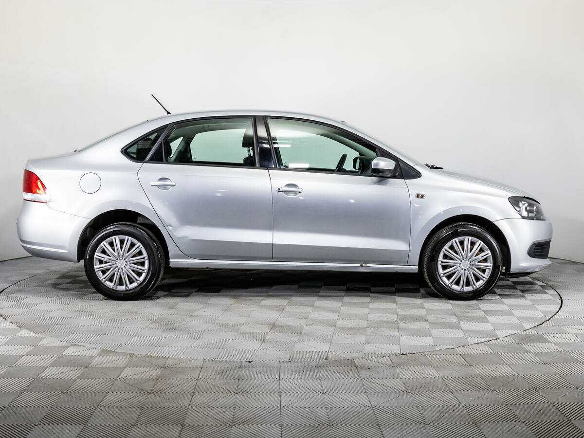 Volkswagen Polo, 2014 - фото №4