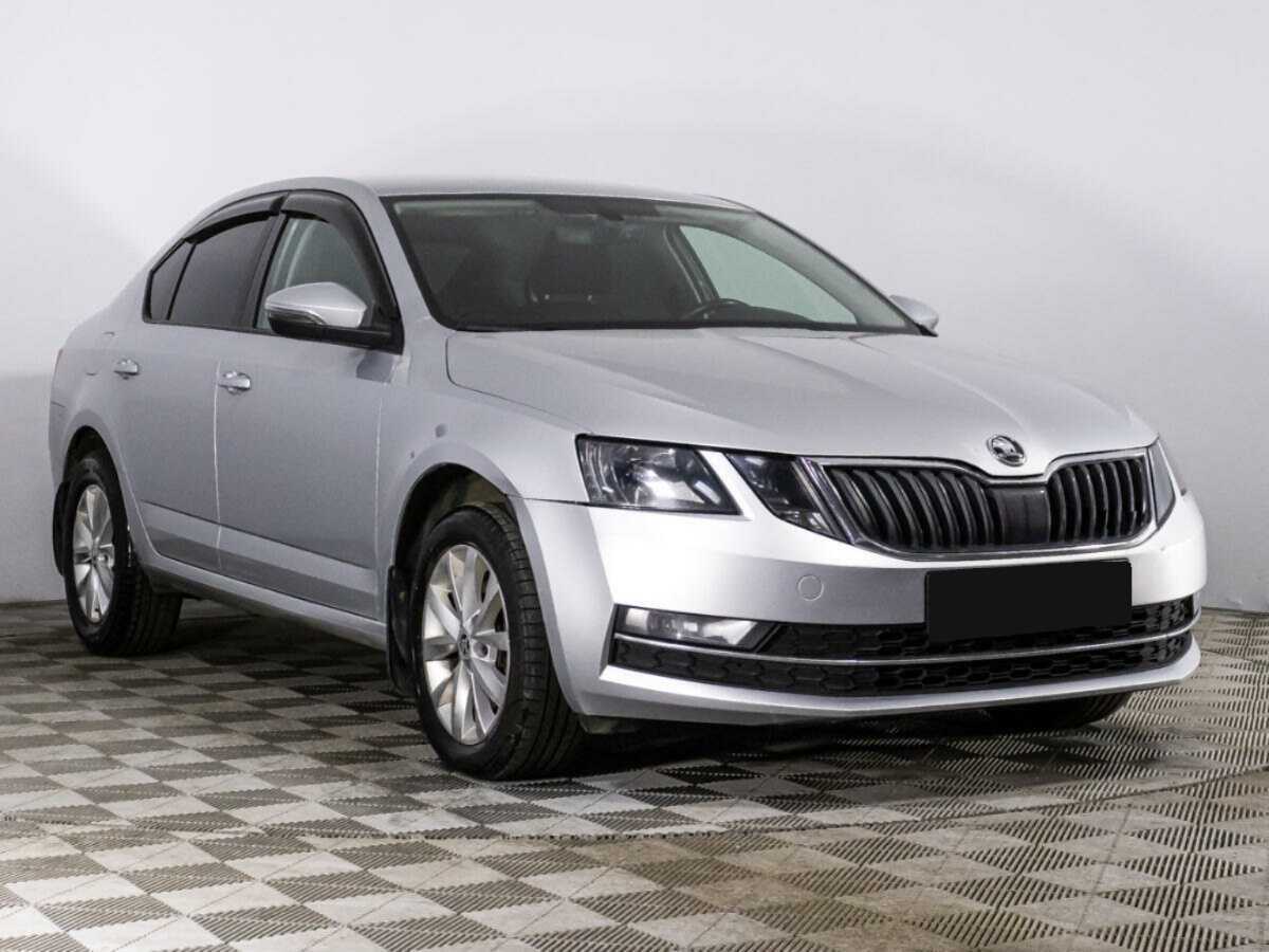 Skoda Octavia, 2018 - фото №3