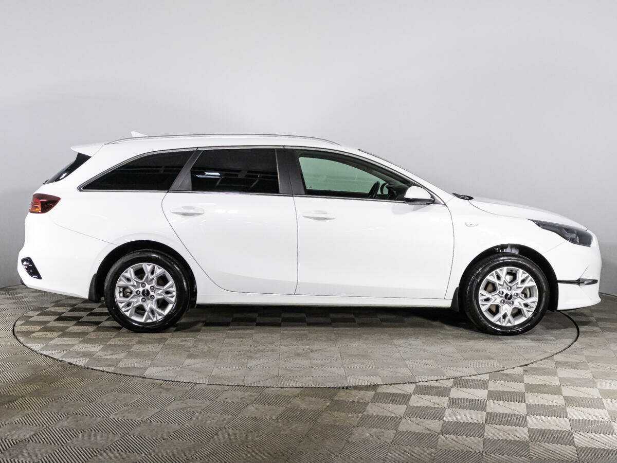 Kia Ceed, 2023 - фото №4