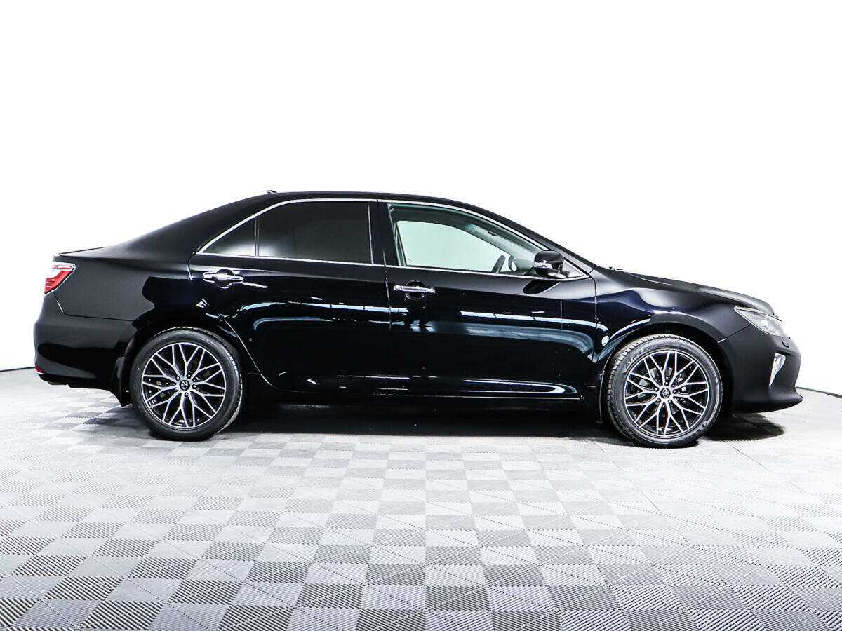Toyota Camry, 2017 - фото №3