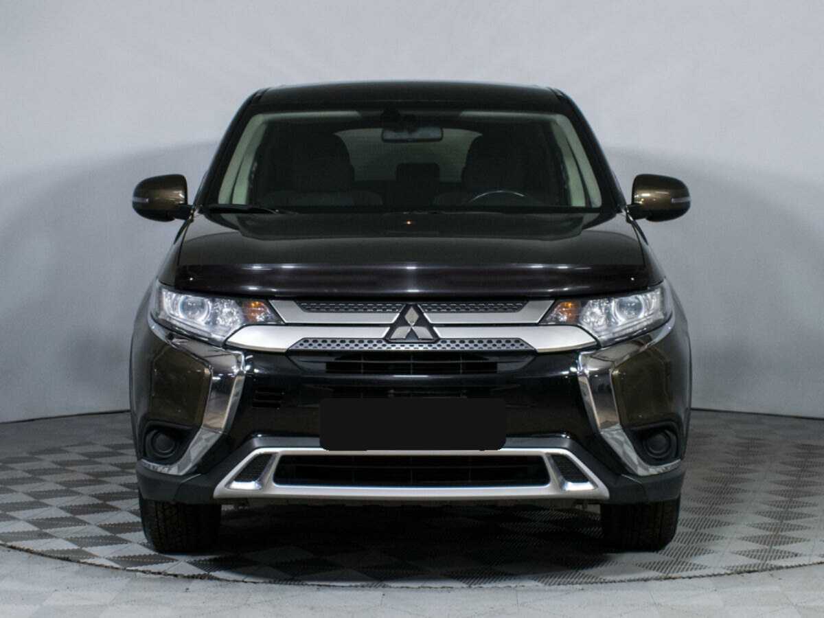 Mitsubishi Outlander, 2019 - фото №2
