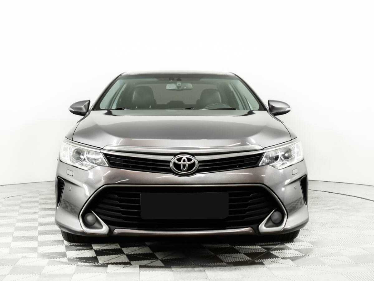 Toyota Camry, 2016 - фото №2