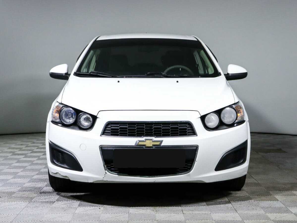 Chevrolet Aveo, 2012 - фото №2