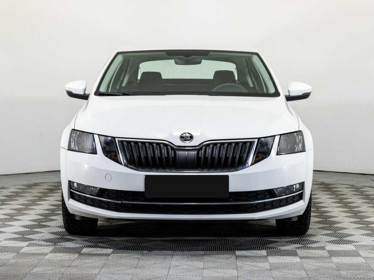 Skoda Octavia, 2018 - фото №2