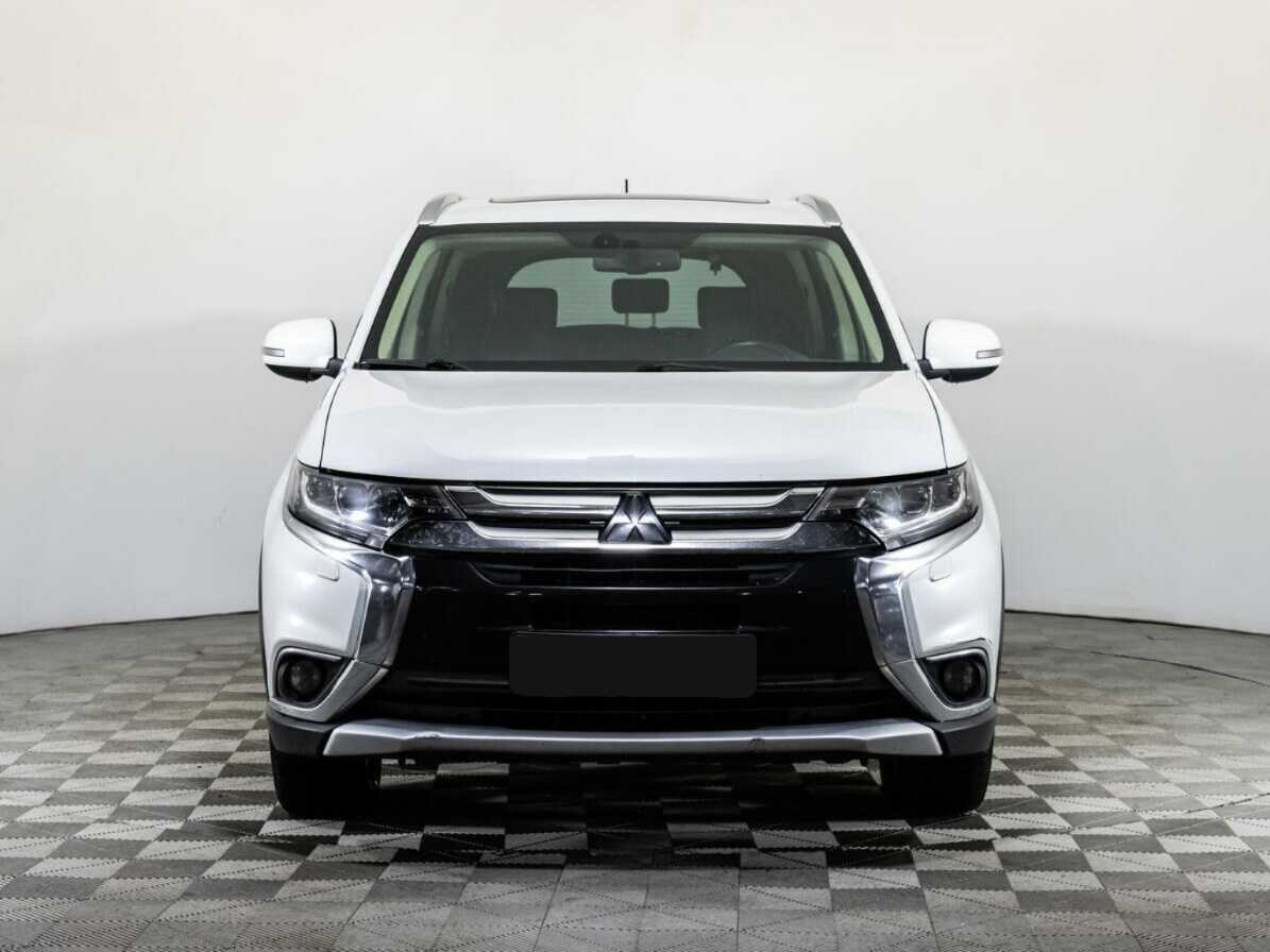 Mitsubishi Outlander, 2016 - фото №2