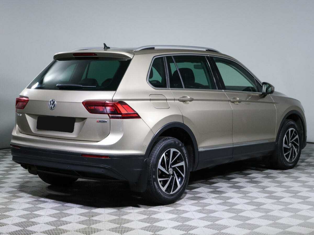 Volkswagen Tiguan, 2018 - фото №4