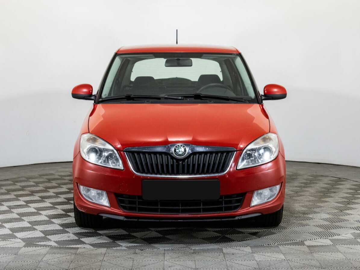 Skoda Fabia, 2012 - фото №2