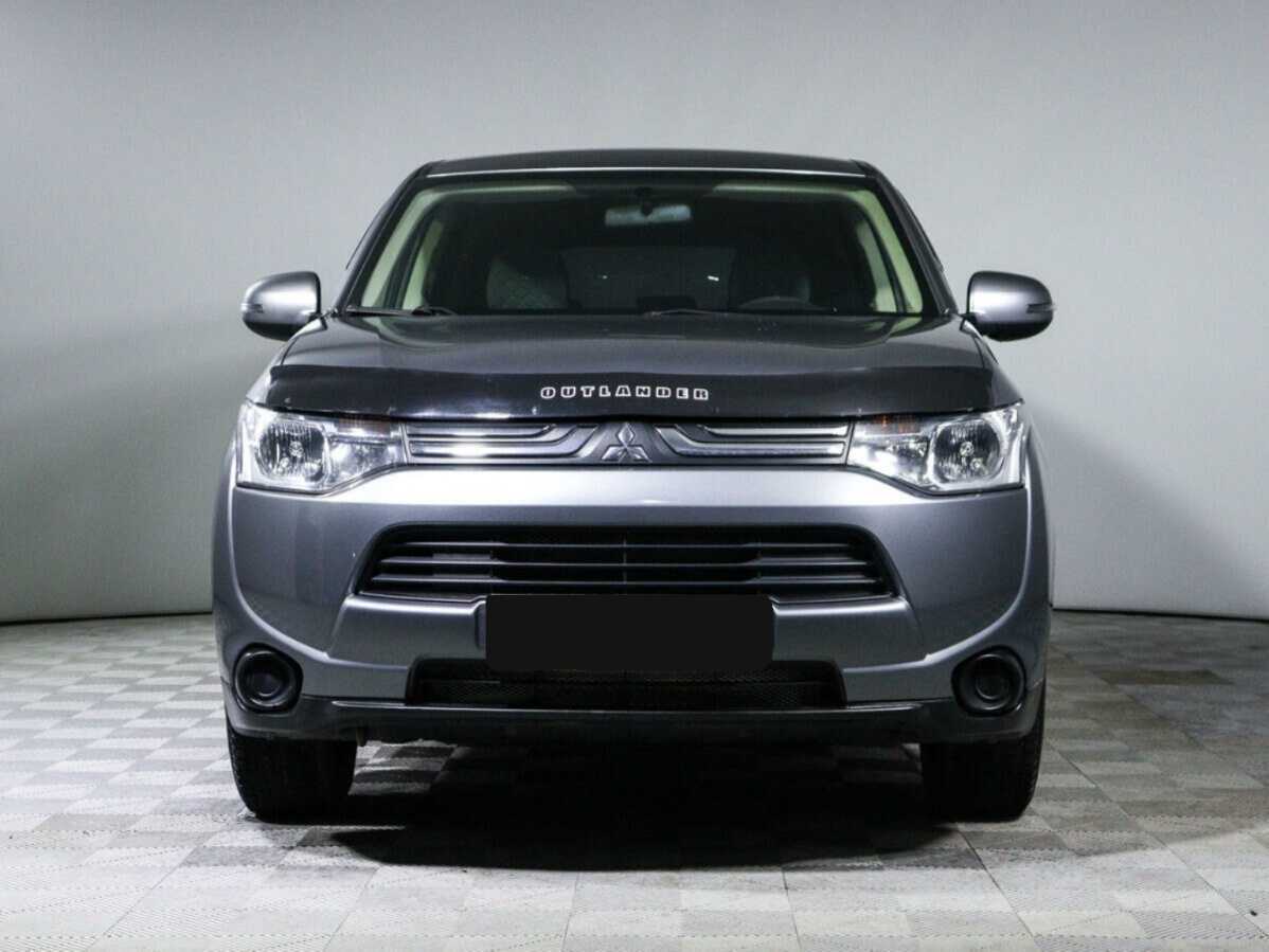 Mitsubishi Outlander, 2013 - фото №2