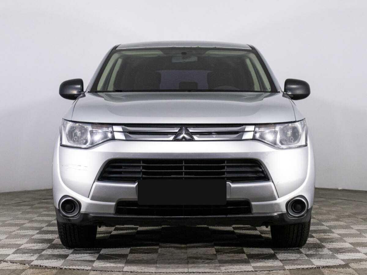 Mitsubishi Outlander, 2014 - фото №2