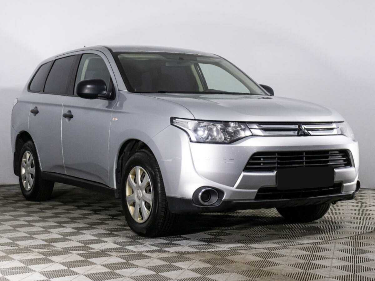Mitsubishi Outlander, 2014 - фото №3