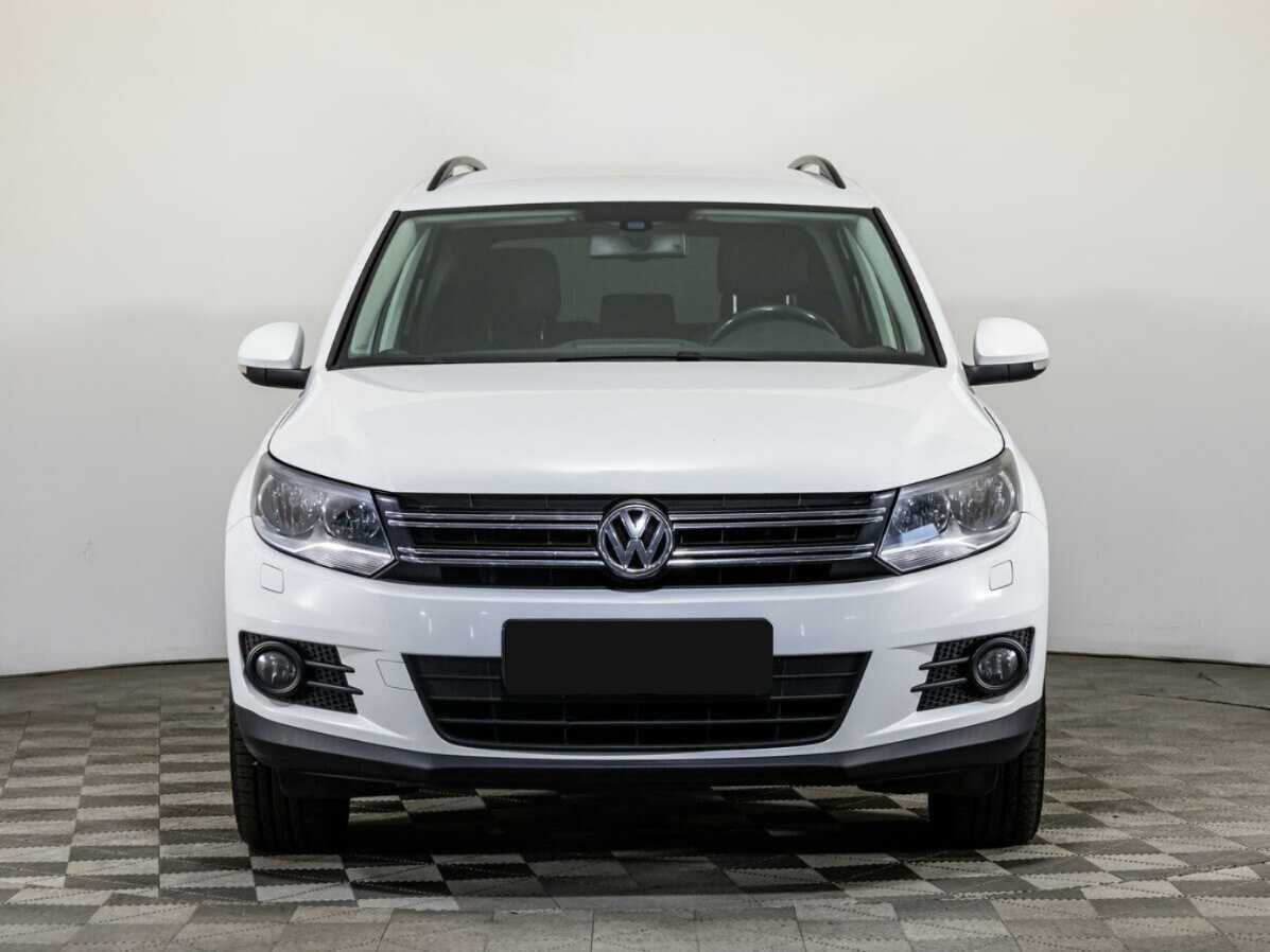 Volkswagen Tiguan, 2013 - фото №2