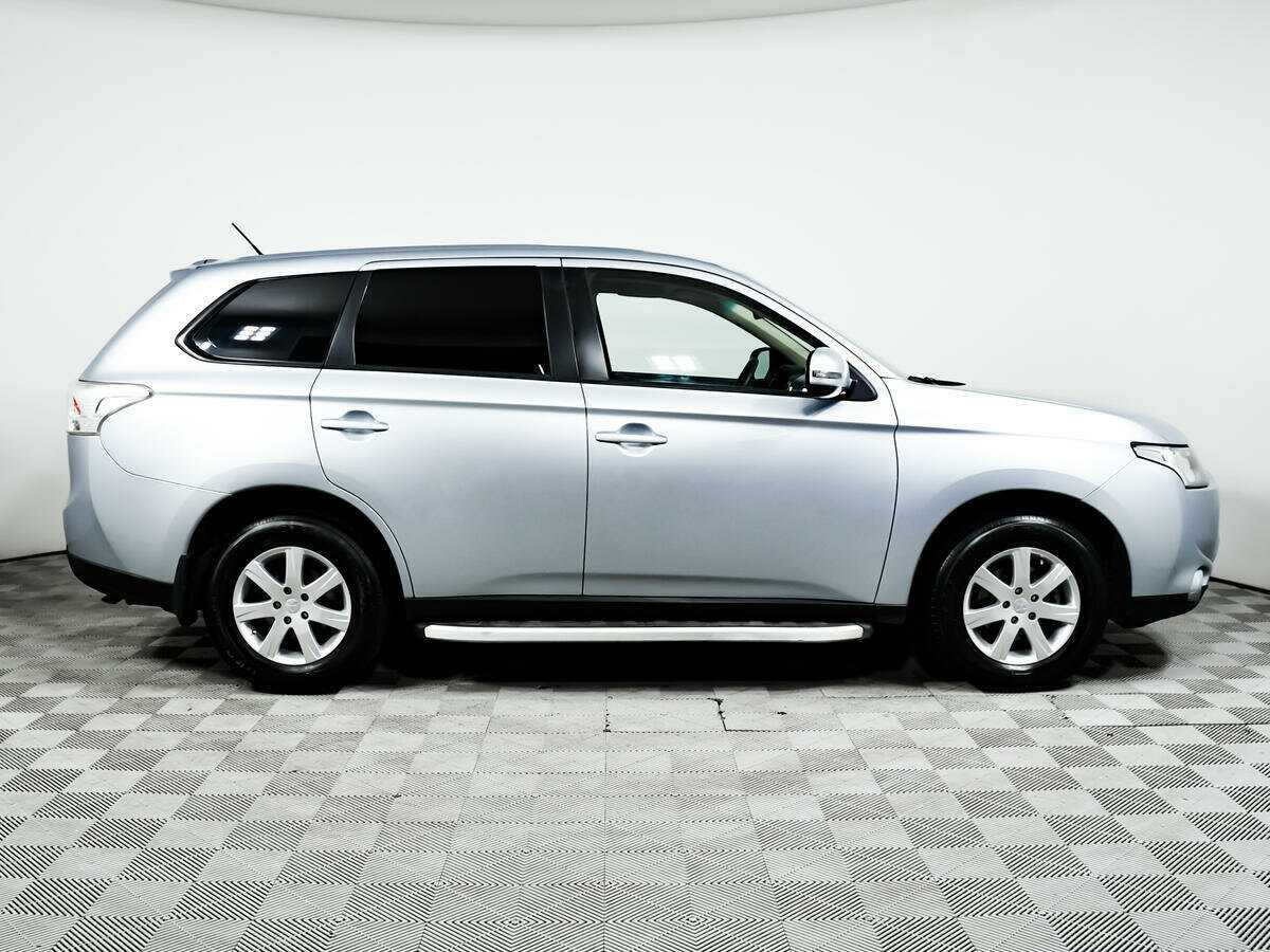 Mitsubishi Outlander, 2013 - фото №4